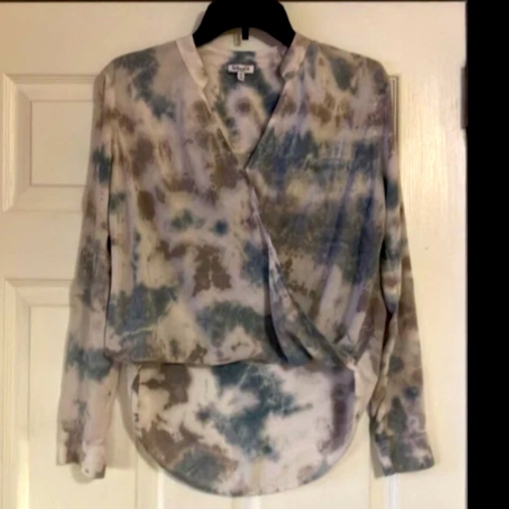 Tie-Dye Wrap Blouse Splendid Cross Front White Blue Grey XS Women’s Top Shirt